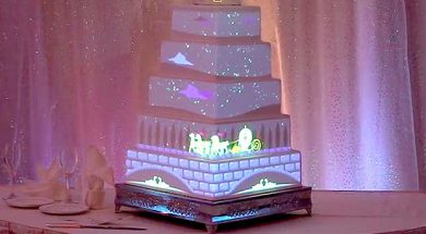 disney-wedding-cake-projection-mapping_00