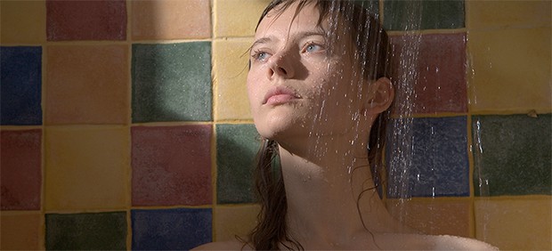 the-summer-of-sangaile-review_02