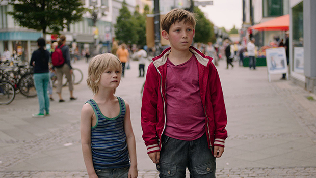 ベルリンの幼い兄弟が母を探して旅をする『ぼくらの家路』9/19全国ロードショー