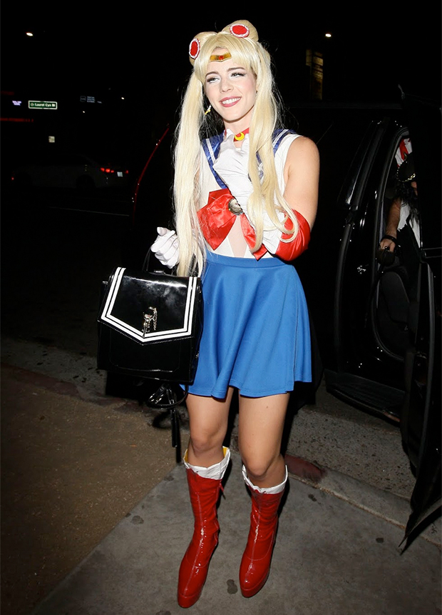 2015HalloweenCos_EmilyBettRickards