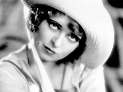 黒人ギャングの女ボス ステファニー セント クレア伝記映画の監督にティム ストーリー Cuemovie Com