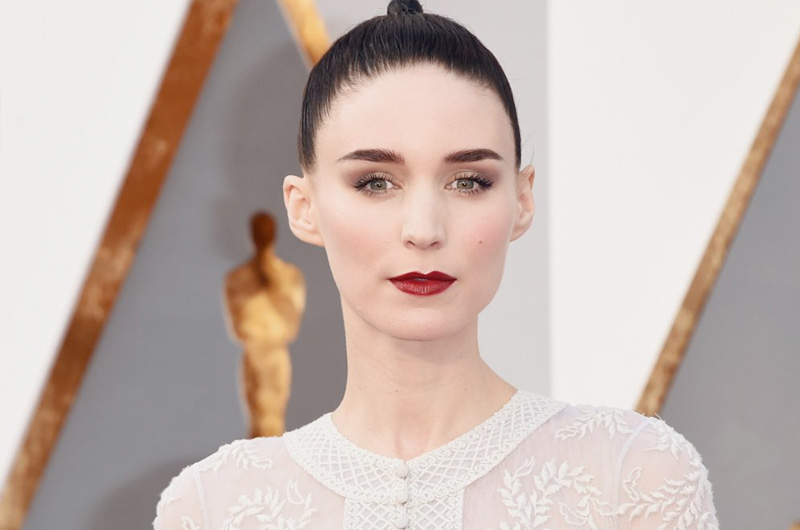 ルーニー・マーラ、『Vox Lux』で主役のポップ歌手を演じることに。曲はシーアが担当