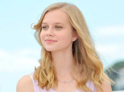 白い肌の異常な夜 リメイク ソフィア コッポラ監督作 The Beguiled 予告編 Cuemovie Com