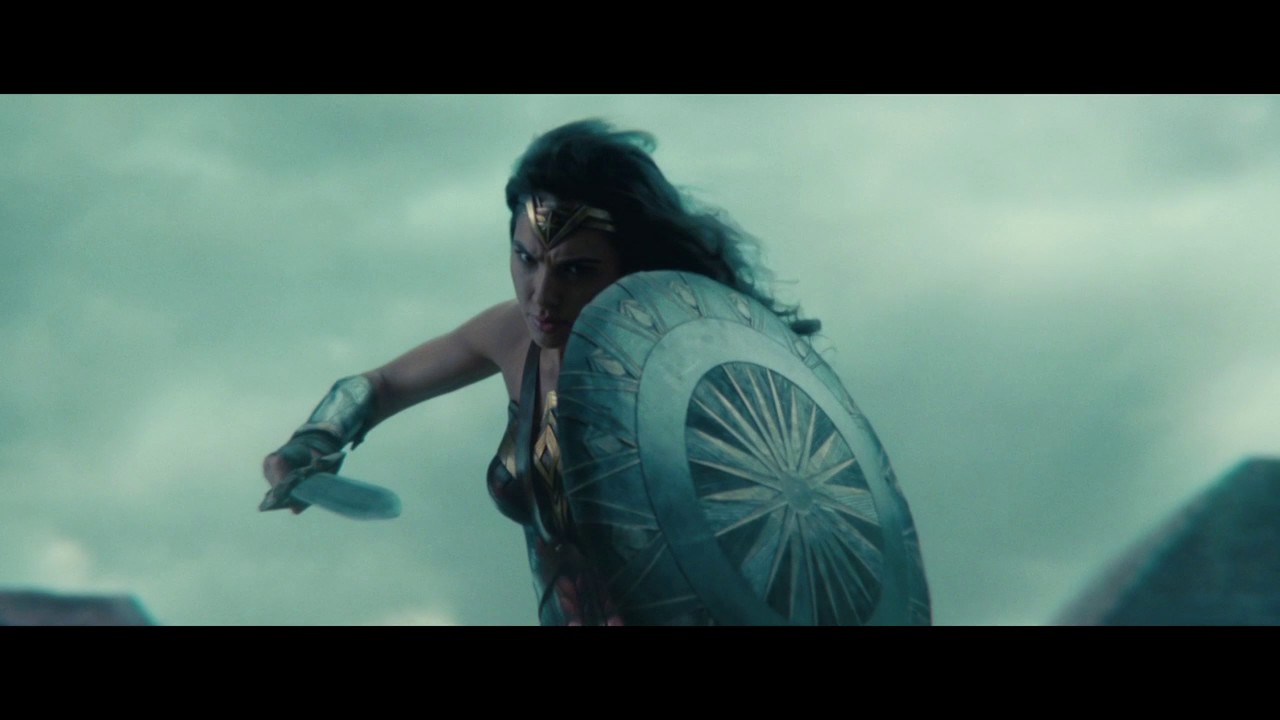 『ワンダーウーマン』シリアス&コミカルなTVCM