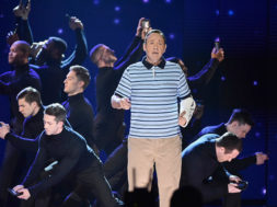 2017-tony-awards-opening_00