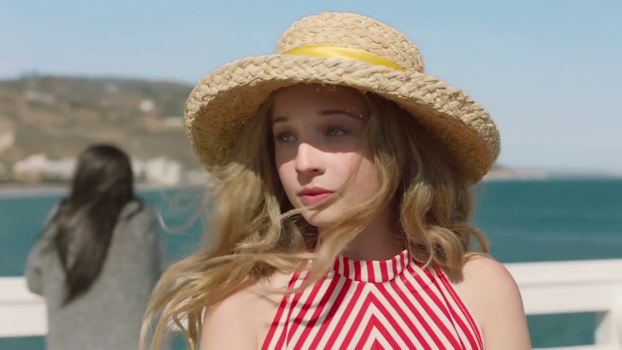意外な人のカメオ出演も。ロサンゼルスを舞台にした若者たちの青春映画『SPF-18』予告編