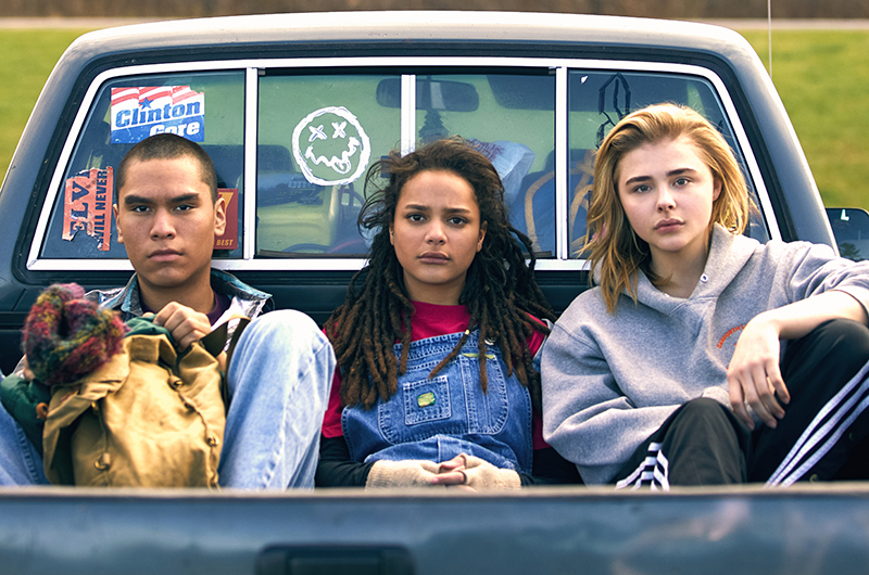 クロエ・グレース・モレッツが親友に恋するレズビアンを演じる『The Miseducation of Cameron Post』公式写真公開