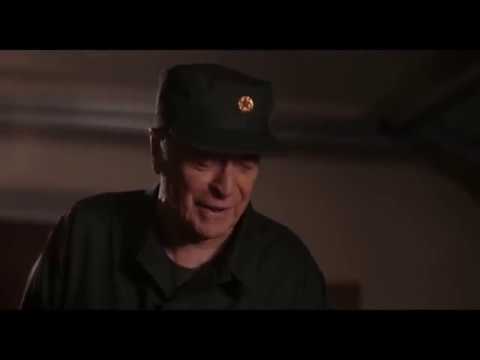 マイケル・ケイン演じる独裁者が女子高生の学園生活を革命!『Dear Dictator』予告編