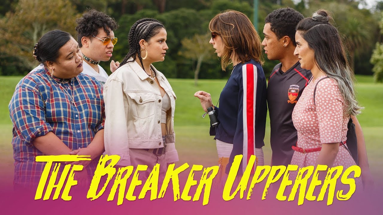 “別れさせ屋”の女性2人組の友情を描く、ニュージーランド映画『The Breaker Upperers』予告編