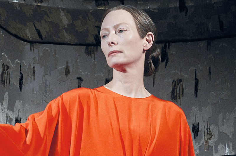 リメイク版『サスペリア』ティルダ・スウィントン演じるブランク夫人の写真