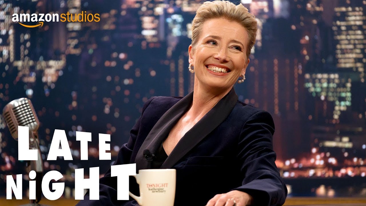 エマ・トンプソン&ミンディ・カリングが、司会者と構成作家の関係を描く『Late Night』予告編
