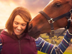 dream-horse-trailer_00