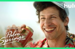 友人の結婚式当日が延々繰り返されるコメディ『Palm Springs』予告編