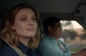 ジリアン・ジェイコブス主演、負け犬女性の逃避行をコミカルに描く『I Used to Go Here』予告編