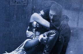 B002R5QPRI_TheBodyguard_UXWB1._V391273604_SX1080_