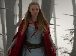 B004ZGI2A0_RedRidingHood_UXWB1._SX1080_